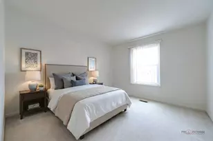 1228 Bradwell Ln, Mundelein, IL 60060 - Photo 8