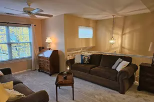 6834 W Monticello Ct, Gurnee, IL 60031 - Photo 10