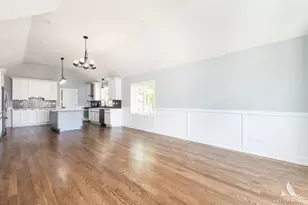 8650 Lockwood Ave, Burbank, IL 60459 - Photo 10