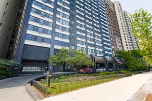 1440 N Lake Shore Dr, Chicago, IL 60610 - Photo 2