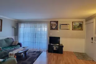 7550 W 111th St, Worth, IL 60482 - Photo 4