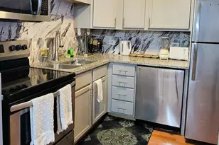 7550 W 111th St, Worth, IL 60482 - Photo 12