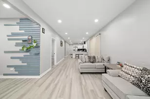 1274 W 73rd Pl, Chicago, IL 60636 - Photo 6