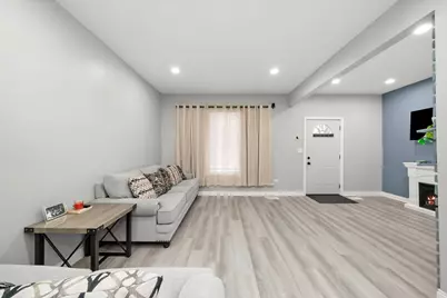 1274 W 73rd Place, Chicago, IL 60636 - Photo 10