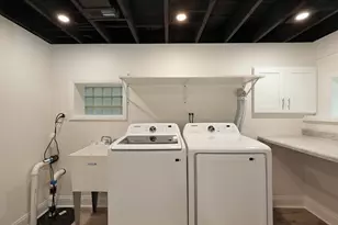 4533 N Keystone Ave, Chicago, IL 60630 - Photo 12