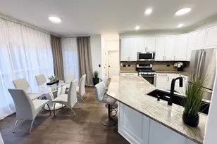 720 Tulip Cir, Island Lake, IL 60042 - Photo 14