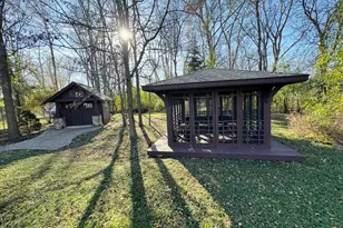 720 Tulip Cir, Island Lake, IL 60042 - Photo 44