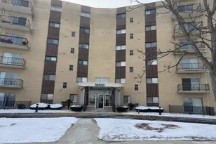 18400 Cherry Creek Dr, Homewood, IL 60430 - Photo 1