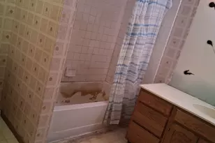 114 W 67th St, Westmont, IL 60559 - Photo 6