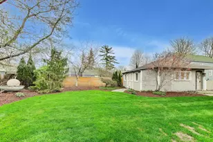 256 Blackhawk Rd, Riverside, IL 60546 - Photo 56
