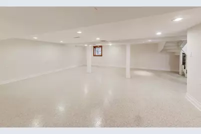 256 Blackhawk Road, Riverside, IL 60546 - Photo 38