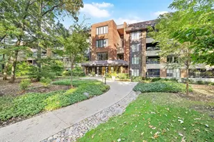 1401 Burr Oak Rd, Hinsdale, IL 60521 - Photo 2