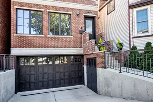 1433 W Winnemac Ave, Chicago, IL 60640 - Photo 1