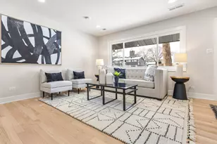 1485 Jefferson Rd, Hoffman Estates, IL 60169 - Photo 4