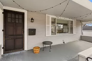 722 S Prairie St, Champaign, IL 61820 - Photo 8