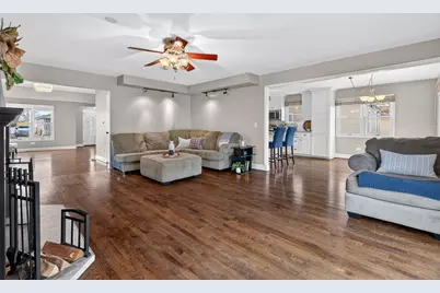 10511 S Hamlin Avenue, Chicago, IL 60655 - Photo 18