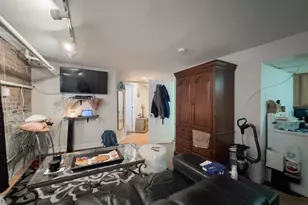 3701 N Racine Ave, Chicago, IL 60613 - Photo 8