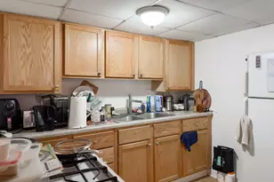 3701 N Racine Ave, Chicago, IL 60613 - Photo 2