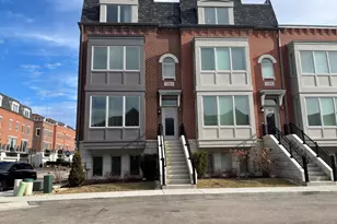 1251 Gateway Ct, Northbrook, IL 60062 - Photo 1