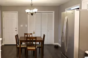 1217 S 26th St, Quincy, IL 62301 - Photo 8