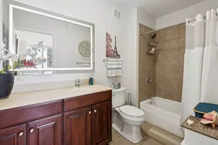 420 E Waterside Dr, Chicago, IL 60601 - Photo 24