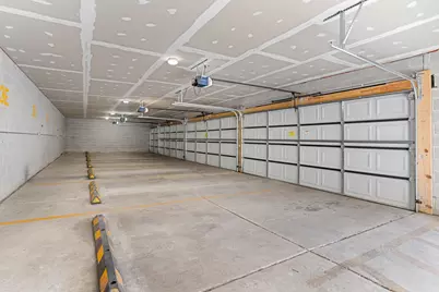 3653 W Barry Avenue #1E, Chicago, IL 60618 - Photo 14