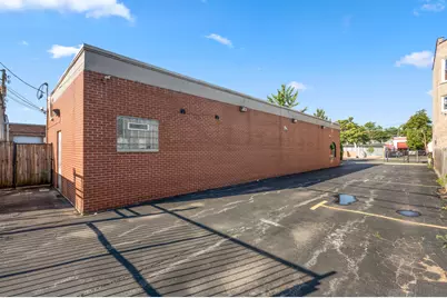 [Address not provided], Chicago, IL 60629 - Photo 6