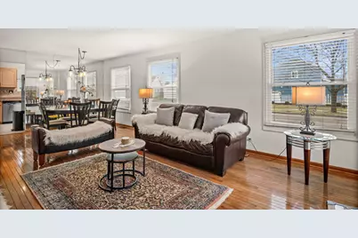 2479 Carlton Drive, Woodridge, IL 60517 - Photo 4