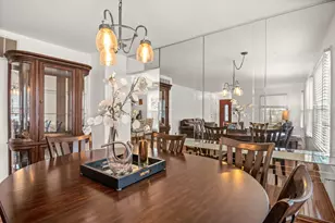 2479 Carlton Dr, Woodridge, IL 60517 - Photo 8