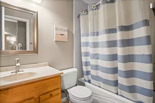 2479 Carlton Dr, Woodridge, IL 60517 - Photo 22