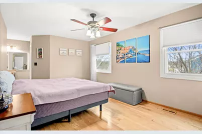 2479 Carlton Drive, Woodridge, IL 60517 - Photo 18