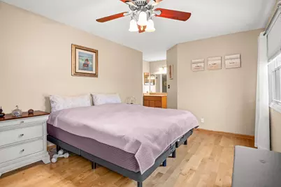 2479 Carlton Drive, Woodridge, IL 60517 - Photo 20