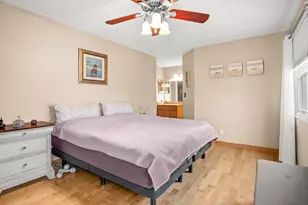 2479 Carlton Dr, Woodridge, IL 60517 - Photo 20