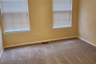 1403 Plum Ct, Mount Prospect, IL 60056 - Photo 8