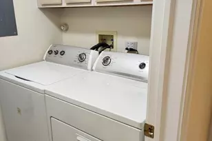 1403 Plum Ct, Mount Prospect, IL 60056 - Photo 12