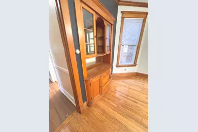 2927 N Sacramento Avenue #2, Chicago, IL 60618 - Photo 4