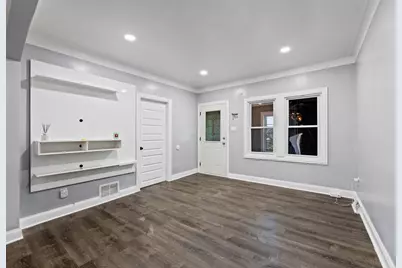 243 Waltham Street, Calumet City, IL 60409 - Photo 2