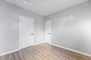 243 Waltham St, Calumet City, IL 60409 - Photo 10