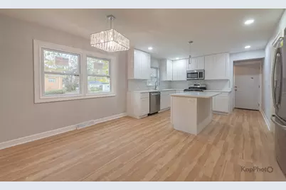300 E 107th Street, Chicago, IL 60628 - Photo 8