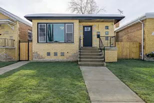 3053 W 77th St, Chicago, IL 60652 - Photo 2