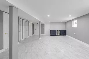 3053 W 77th St, Chicago, IL 60652 - Photo 16