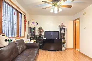 [Address not provided], Chicago, IL 60608 - Photo 4