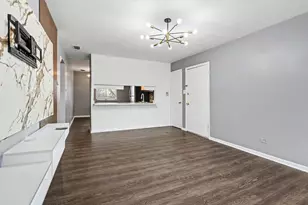 3018 Bernice Rd, Lansing, IL 60438 - Photo 8