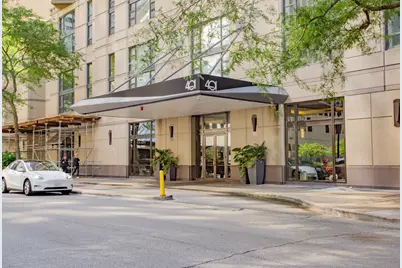 401 E Ontario Street #1703, Chicago, IL 60611 - Photo 2