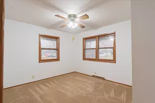 625 Bradley Dr, Bloomington, IL 61701 - Photo 18