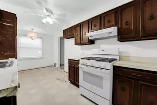 [Address not provided], Chicago, IL 60617 - Photo 8