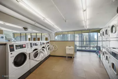 300 N State Street #4710, Chicago, IL 60654 - Photo 20