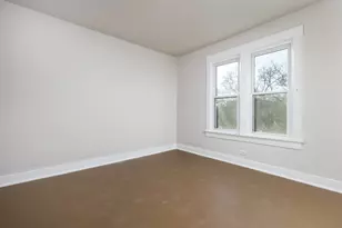 7959 S Saginaw Ave, Chicago, IL 60617 - Photo 14