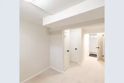 1933 Williamsburg Drive, Hoffman Estates, IL 60169 - Photo 10