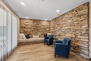 9500 N Washington St, Niles, IL 60714 - Photo 2